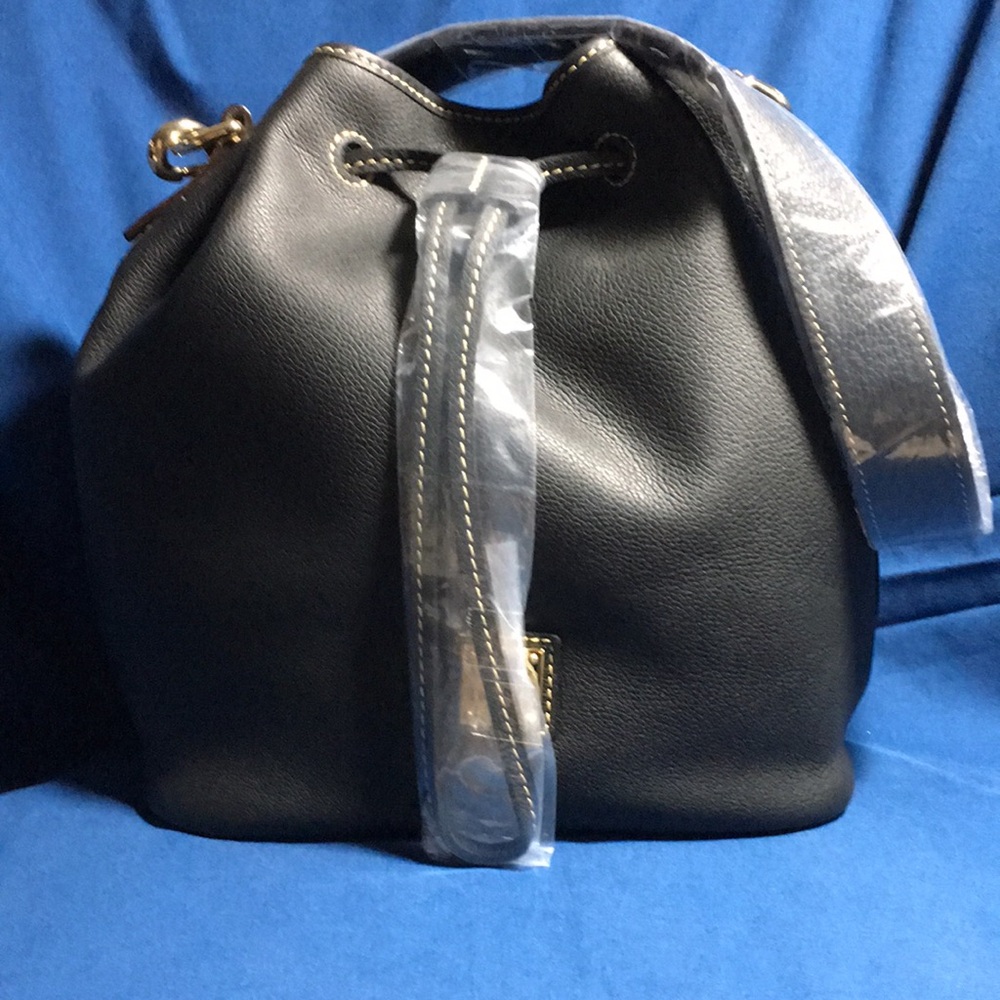 Drawstring shoulder bag